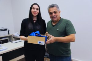 Prefeito recebe convite para palestra com astronauta Marcos Pontes