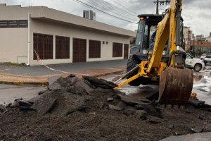 Prefeitura teve cerca de 50 pessoas atuando nos impactos dos alagamentos