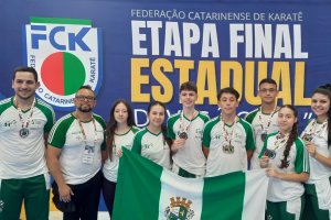 Karatecas de Chapec&oacute; garantem medalhas e vagas na sele&ccedil;&atilde;o catarinense