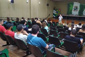 Equipes de Sa&uacute;de Bucal de Chapec&oacute; participam de capacita&ccedil;&atilde;o