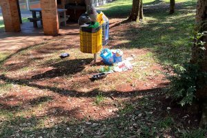 Secretaria de Servi&ccedil;os Urbanos pede que popula&ccedil;&atilde;o cuide do descarte de lixo em parques