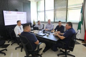 Prefeitura e ACIC tratam de divulgação de Chapecó na Romênia