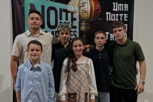 Judocas recebem homenagem da Federa&ccedil;&atilde;o Catarinense de Jud&ocirc; no Parque da Uva, em Videira