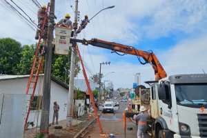 Seguem obras de alargamento da Rua Borges de Medeiros