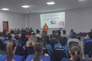 Agentes de Sa&uacute;de de Chapec&oacute; recebem capacita&ccedil;&atilde;o de preven&ccedil;&atilde;o de acidentes dom&eacute;sticos