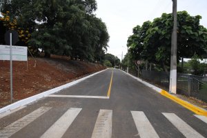 Inaugurada pavimenta&ccedil;&atilde;o de ruas e ilumina&ccedil;&atilde;o de LED no Distrito de Alto da Serra