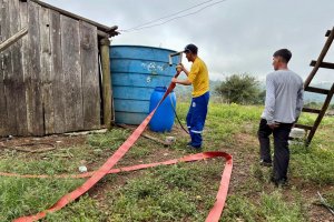 Prefeitura de Chapec&oacute; amplia fornecimento de &aacute;gua no interior