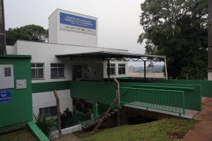 Prefeitura inaugura nova estrutura da unidade de sa&uacute;de do Alta Floresta