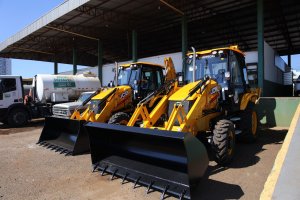 Prefeitura de Chapec&oacute; recebe refor&ccedil;o em maquin&aacute;rio