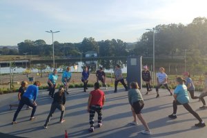 Atividade f&iacute;sica coletiva no CSF Belvedere promove sa&uacute;de e bem-estar para a comunidade