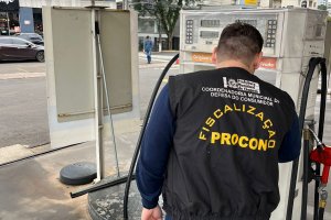 Procon de Chapecó monitora preço dos combustíveis