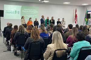 Prefeitura de Chapec&oacute; realiza capacita&ccedil;&atilde;o sobre escuta protegida