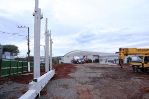 Come&ccedil;am a ser erguidos os pilares do Pavilh&atilde;o III do Parque da Efapi
