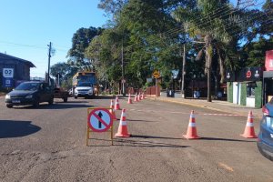 Pol&iacute;cia Municipal orienta sobre bloqueios na Attilio Fontana