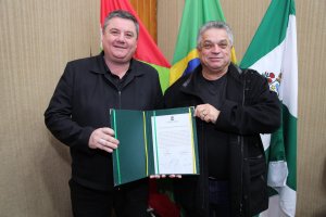 Valmor Junior Scolari assume temporariamente a Prefeitura de Chapecó 