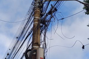 Prefeitura de Chapec&oacute; far&aacute; o correto descarte para fios inserv&iacute;veis