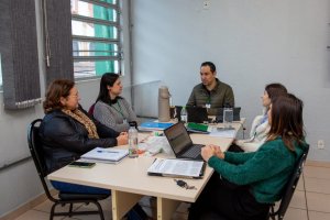 Secretaria de Educa&ccedil;&atilde;o realiza o &uacute;ltimo momento de avalia&ccedil;&atilde;o da Gest&atilde;o Democr&aacute;tica