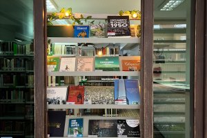 Biblioteca P&uacute;blica celebra 108 anos de Chapec&oacute; com a exposi&ccedil;&atilde;o "Janelas Liter&aacute;rias"