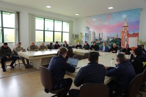 Conselho de Seguran&ccedil;a de Chapec&oacute; tem reuni&atilde;o com CCO da EFAPI e Minist&eacute;rio P&uacute;blico