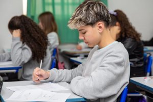 Estudantes da rede municipal de ensino participam da 1&ordf; fase da OMOC