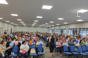 Agentes de sa&uacute;de e de endemias recebem capacita&ccedil;&atilde;o sobre res&iacute;duos s&oacute;lidos