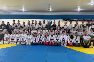 Atletas chapecoenses integram a Sele&ccedil;&atilde;o Catarinense de Taekwondo de Poomsae