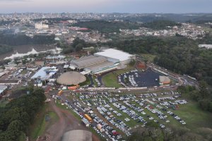Reunião sobre estacionamentos privados para a Efapi do Brasil
