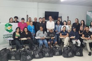 Curso de Corte Masculino e Design de Barba &eacute; finalizado 