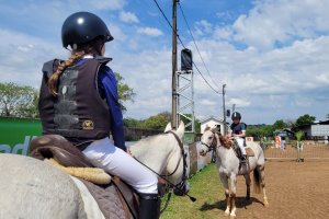 Hipismo brilha na Efapi do Brasil e Prefeitura de Chapecó anuncia pista coberta com investimento de 