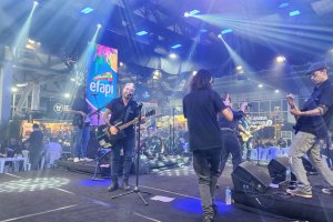 Palco Nossa Arte leva m&uacute;sica e diversidade cultural &agrave; Efapi do Brasil 2025