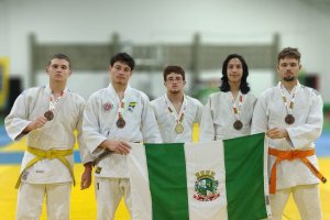 Duas medalhas de ouro para Chapecó no segundo dia da OLESC
