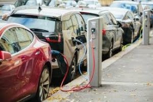 Chapecó abre prazo para concessão de pontos de recarga de carros elétricos