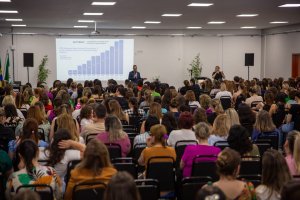 Prefeitura de Chapecó lança programa Chapecó em Autismo e anuncia pós-graduação gratuita para prof