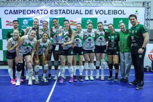 Prefeitura de Chapecó/ACV é vice-campeã estadual de Voleibol