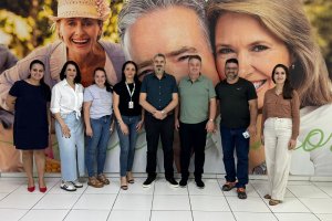 Comitiva de Concórdia conhece programa Mão Amiga e serviços de Saúde Mental de Chapecó 