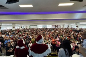 Festa de Encerramento do Ano re&uacute;ne 3 mil idosos