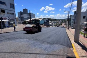 Prefeitura inicia nova etapa da Opera&ccedil;&atilde;o Tapete Preto - 100% Efapi 