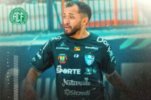 Atleta com t&iacute;tulos nacionais &eacute; o novo contratado da Chape Futsal