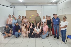 CRAS L&iacute;der promove reuni&atilde;o estrat&eacute;gica com lideran&ccedil;as para fortalecer a&ccedil;&otilde;es no territ&oacute;rio