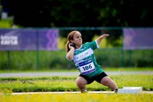 Destaque do paradesporto, Amanda de Vargas embarca para competi&ccedil;&atilde;o nacional em S&atilde;o Paulo