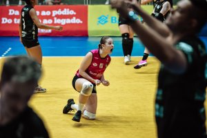 &Eacute; decis&atilde;o: Chapec&oacute; encara S&atilde;o Caetano nos playoffs da Superliga B