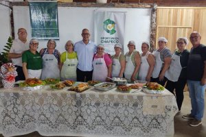 Curso de qualifica&ccedil;&atilde;o em processamento de carne de frango &eacute; conclu&iacute;do em Chapec&oacute;
