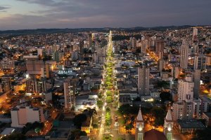 Prefeitura de Chapec&oacute; &eacute; a 1.a do Sul e 16.a do pa&iacute;s que mais investe, acima de 100 mil habitantes