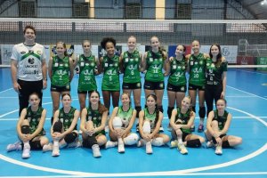 Voleibol feminino de Chapec&oacute; busca vaga na fase regional dos Joguinhos Abertos