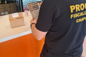 Procon fiscaliza disponibiliza&ccedil;&atilde;o de card&aacute;pios em bares e restaurantes