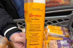Procon recolhe produtos vencidos em Chapec&oacute;