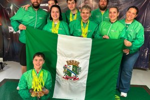 Chapec&oacute; brilha no PARAJESC e retorna com 51 medalhas