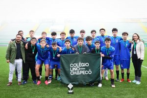 Campeonato Catarinense Escolar de Futebol define campe&otilde;es municipais em Chapec&oacute;