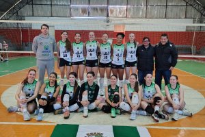 Voleibol feminino de Chapec&oacute; &eacute; campe&atilde;o e avan&ccedil;a para a etapa Regional da Olesc