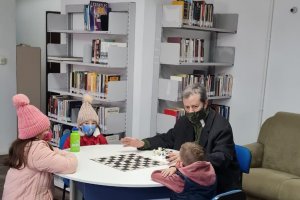 Biblioteca Municipal de Chapec&oacute; passa a oferecer cursos de xadrez